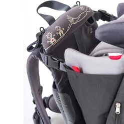 Phil & Teds Escape Kindertrage Charcoal Bequeme Kindertrage Für Die Stadt -Geschäft Für Babyprodukte escape child cockpit closeup 2