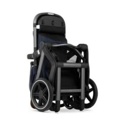 Joolz Day+ Kinderwagen Navy Blue Bundle 27 Joolz Day+ Kinderwagen Navy Blue Bundle -Geschäft Für Babyprodukte joolz day seat folded 2 navy blue side 3