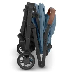 UPPAbaby Minu V2 Buggy Charlotte Coastal Blue -Geschäft Für Babyprodukte minu22 cha folded latch 3586x4903 5ae7b13