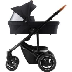 Britax Smile 3 Kinderwagen Fossil Grey Essential Set GRATIS Babywanne -Geschäft Für Babyprodukte smile iii cognachandle fossilgrey 01 hardcarrycot ventilationwindow 2021 3
